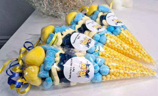 Minion Party Favor Cones: Yellow & Blue Sweets