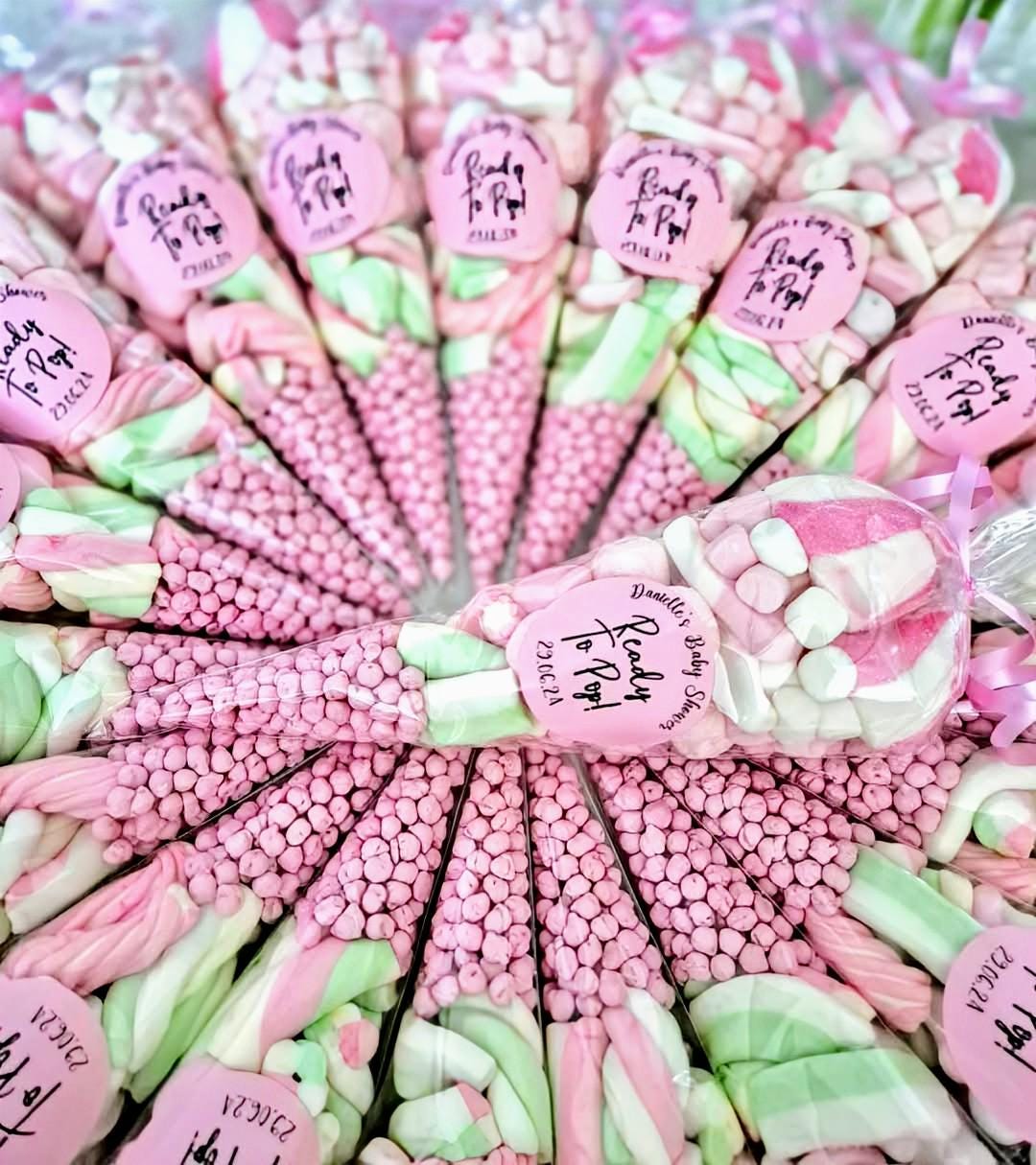 Baby shower - gender reveal - party cones - sweet favours - baby girl - pink cones