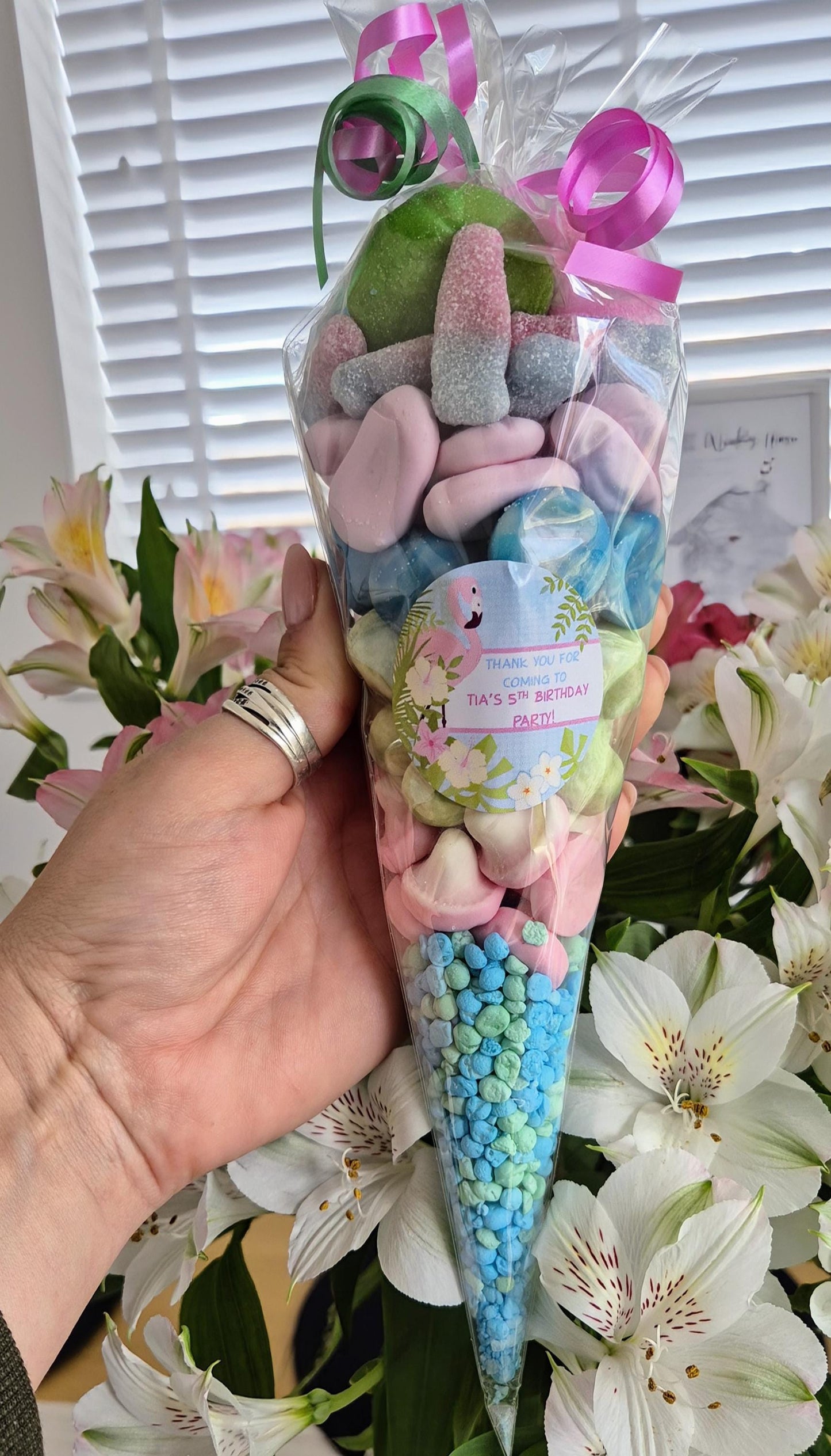 Flamingo Party Favor Cones: Personalized Birthday Treats
