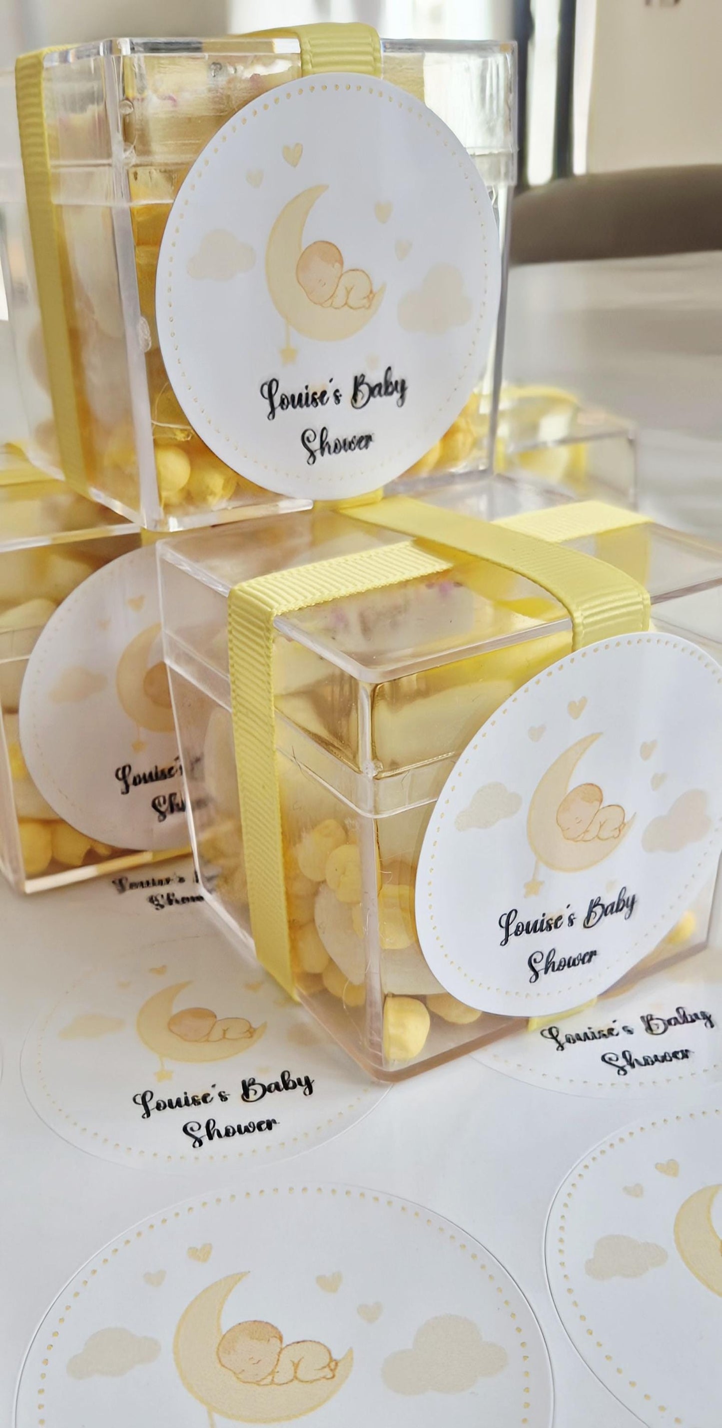 Netural baby shower sweet cubes - Sweet cubes- suprise baby- Gender reveal