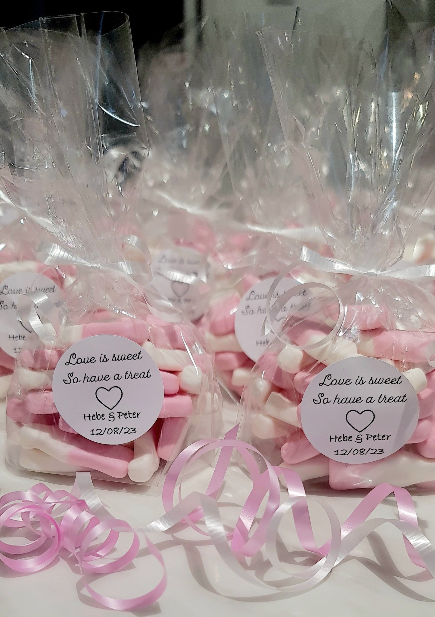 Personalized Wedding Sweet Favors: Sugar Almonds, Love Hearts