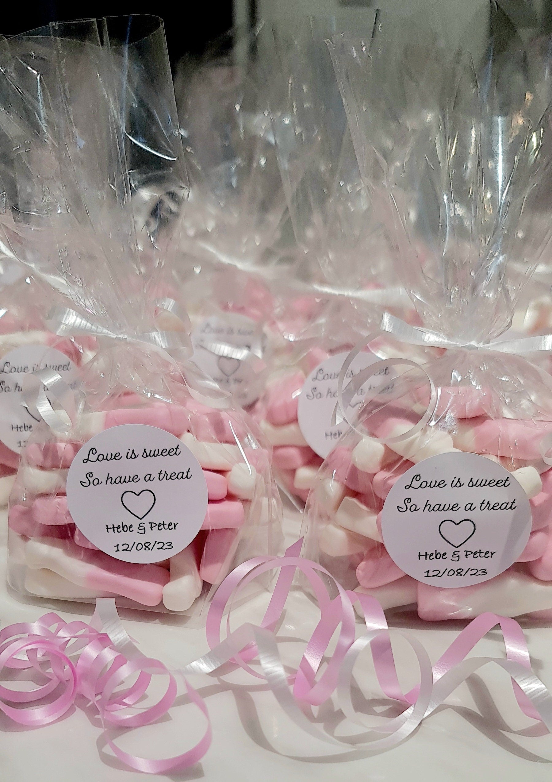 Personalized Wedding Sweet Favors: Sugar Almonds, Love Hearts