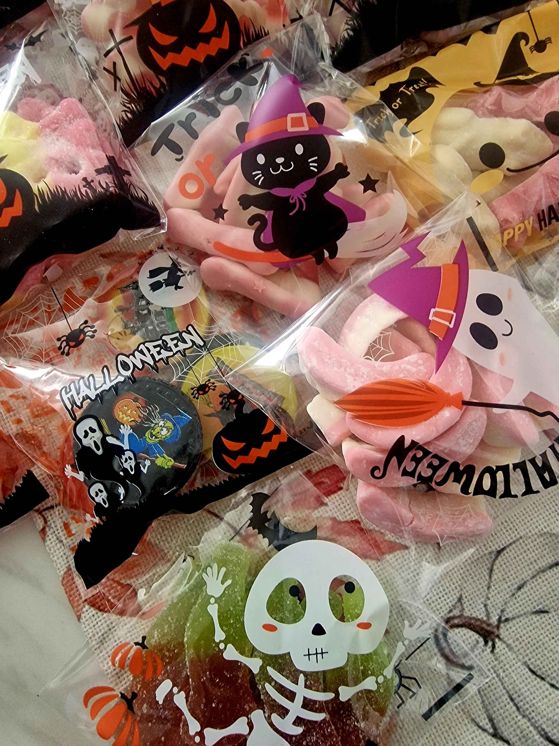 Halloween Trick Or Treat Sweet Bags - halloween sweet bags- halloween treats - prefilled sweet bags