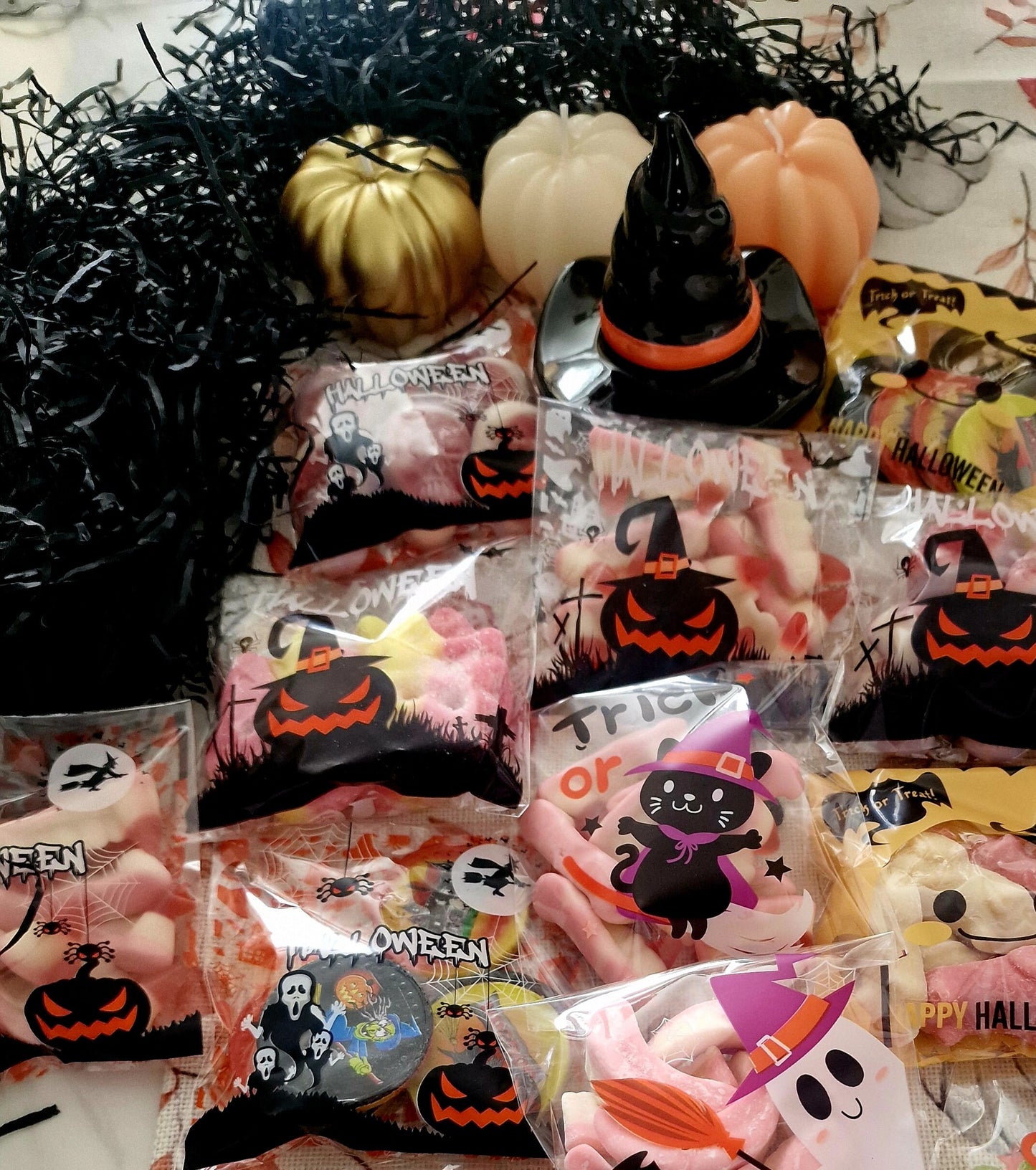 Halloween Trick Or Treat Sweet Bags - halloween sweet bags- halloween treats - prefilled sweet bags