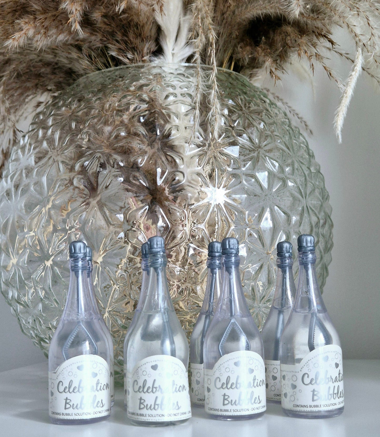 Wedding Bubbles: Champagne Bottle Party Favors