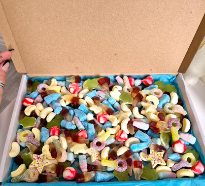 Personalized Gaming Sweet Treat Box: Birthday Letterbox Gift