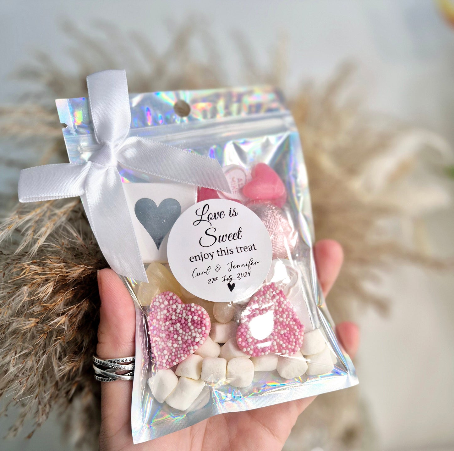 Wedding Sweet Favors: Mini Treat Pouches