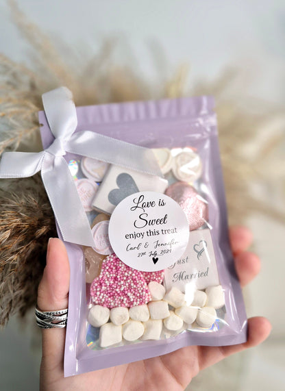 Wedding Sweet Favors: Mini Treat Pouches