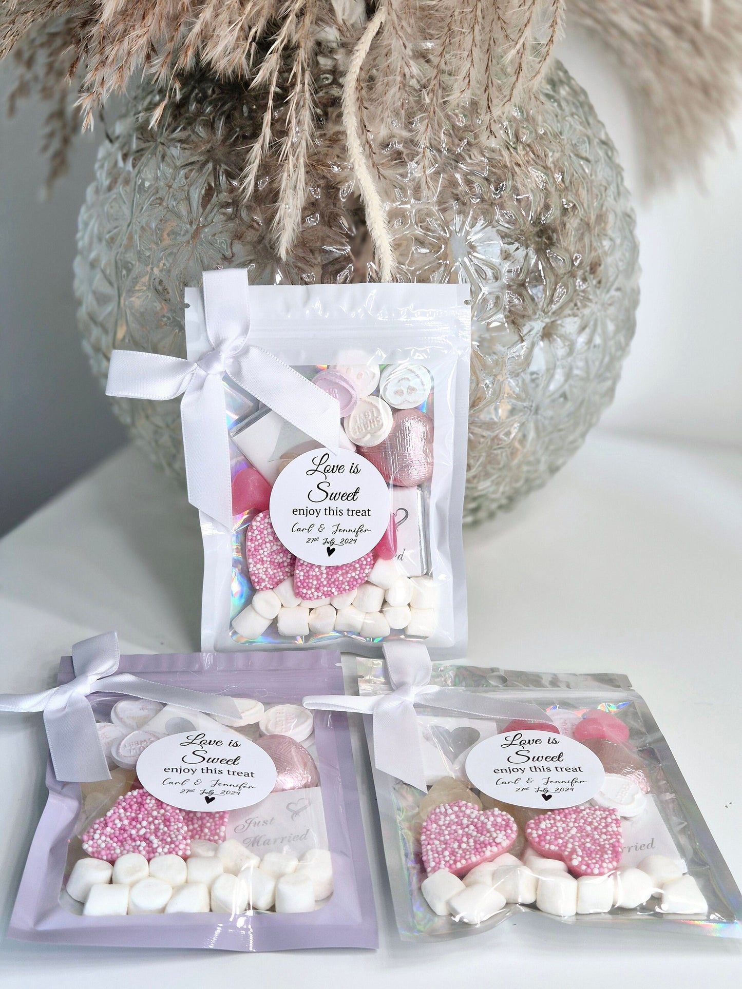 Wedding Sweet Favors: Mini Treat Pouches
