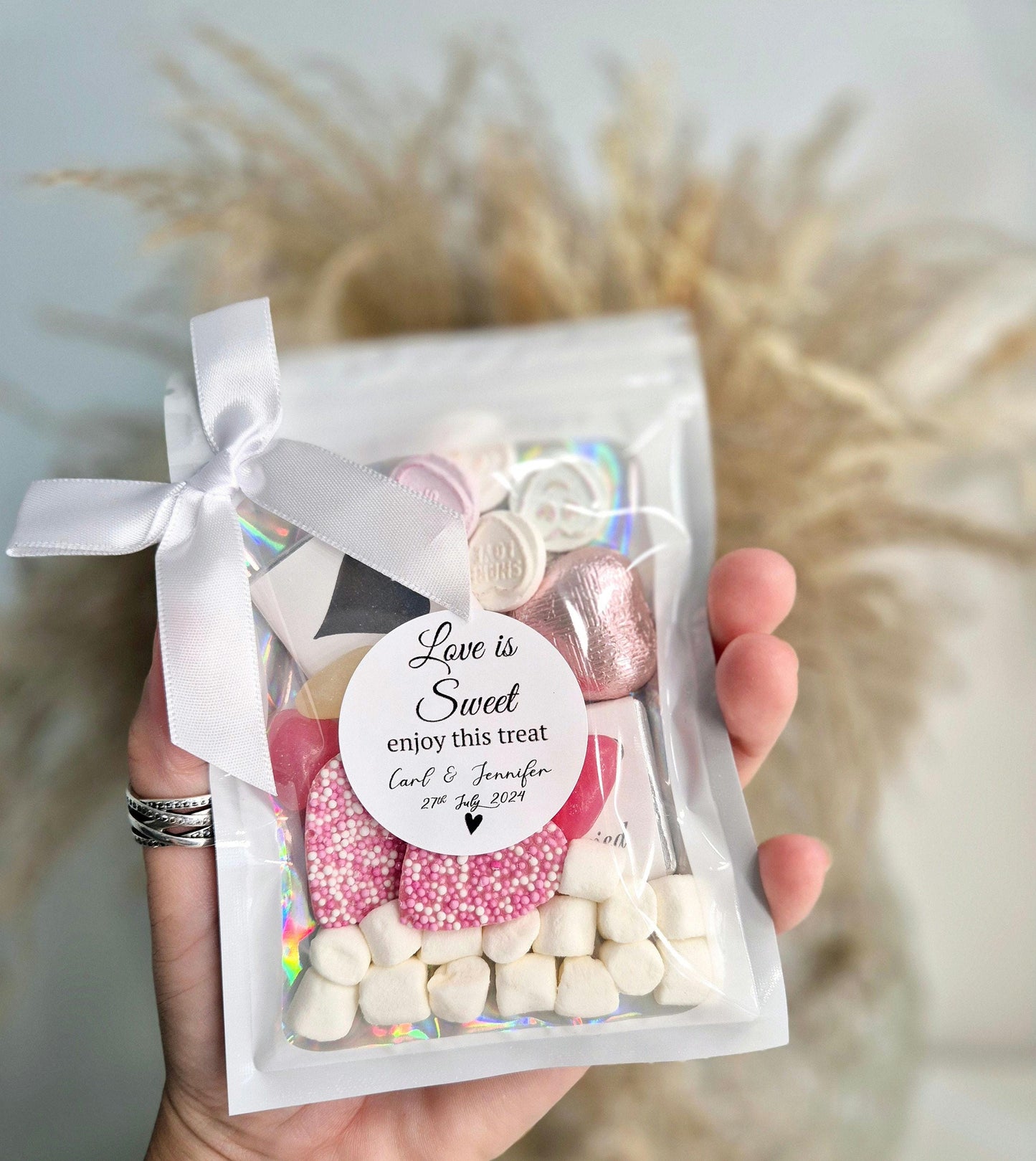 Wedding Sweet Favors: Mini Treat Pouches