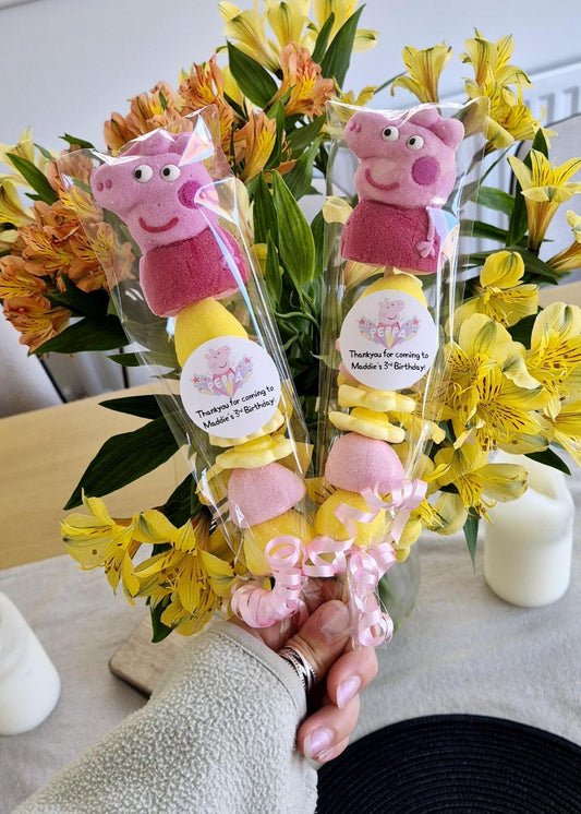 PEPPA-inspired sweet kebabs- Party favours -.Sweet Kebabs- PEPPA-PIGS