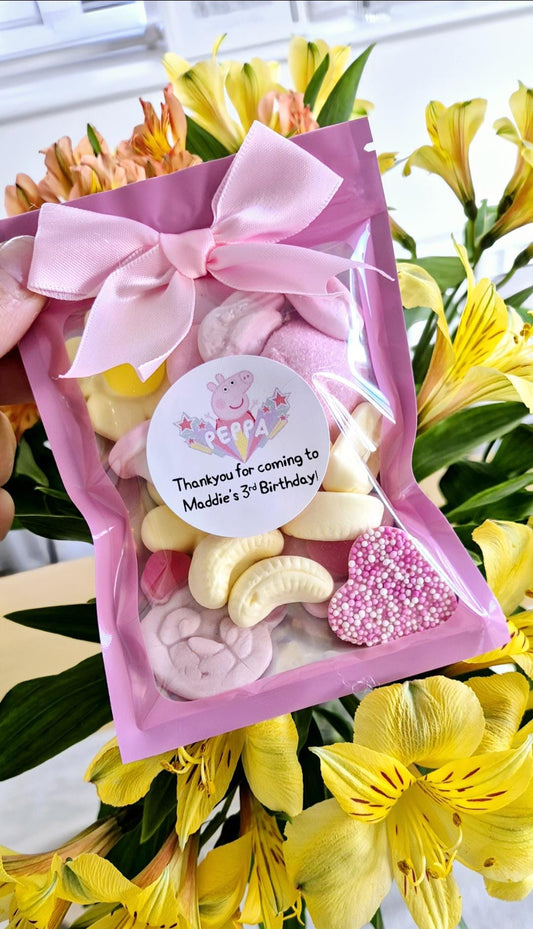 PEPPA- inspired sweet pouches- Party favours -.Sweet bags -PIG