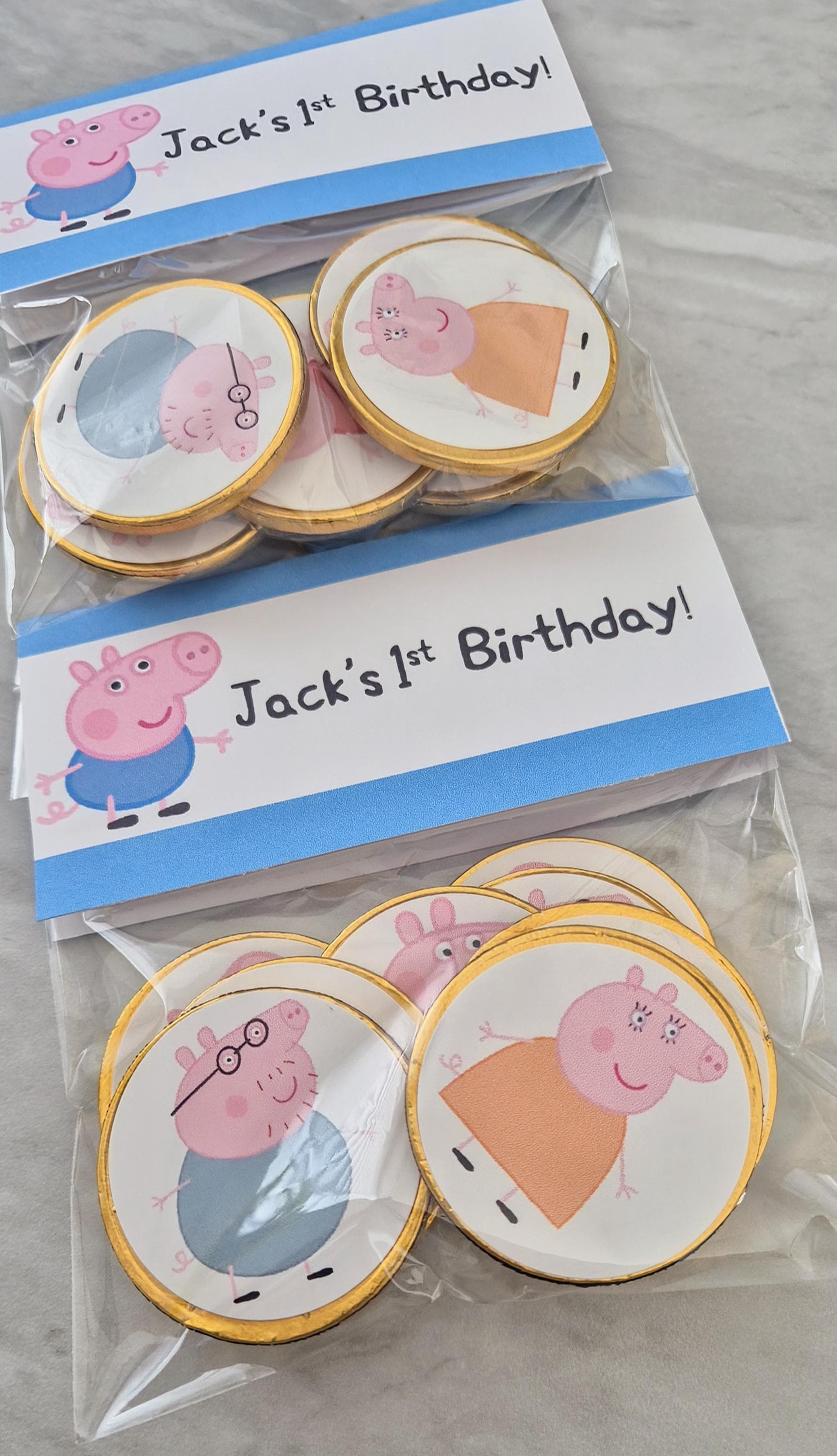 PEPPA -inspired party favours - PEPPA-inspired chocolate coin bags - Party favours