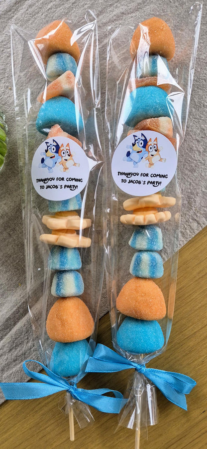 Bluey-Themed Sweet Kebabs: Personalized Party Favors
