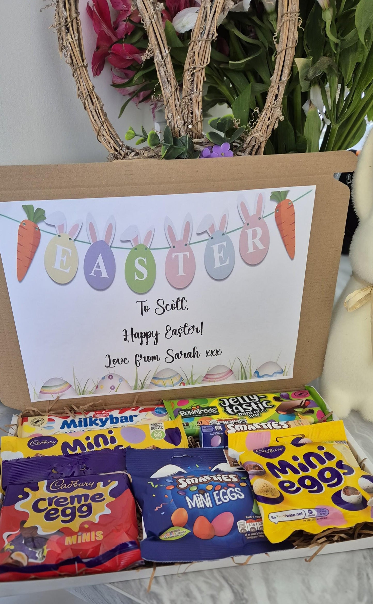Letterbox Easter Gift| Letterbox Hamper| Chocolate| Easter for Kids | late Eggs| Easter Sweets| Treat box |
