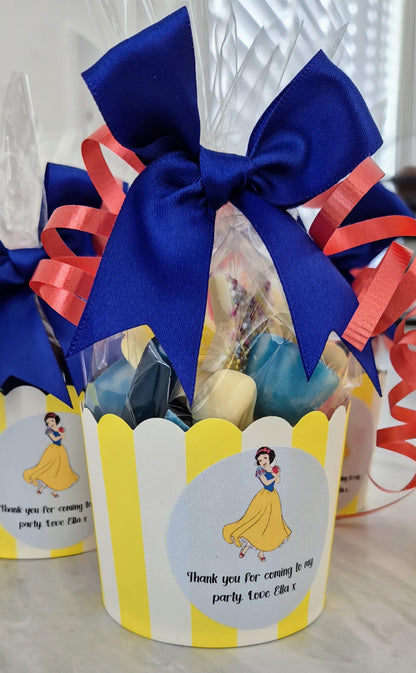Snow White Party Favors: Yellow Sweet Pots with Personalized Sticker