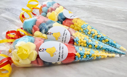 Snow White Party Favor Pouches: Themed Birthday Sweet Cones