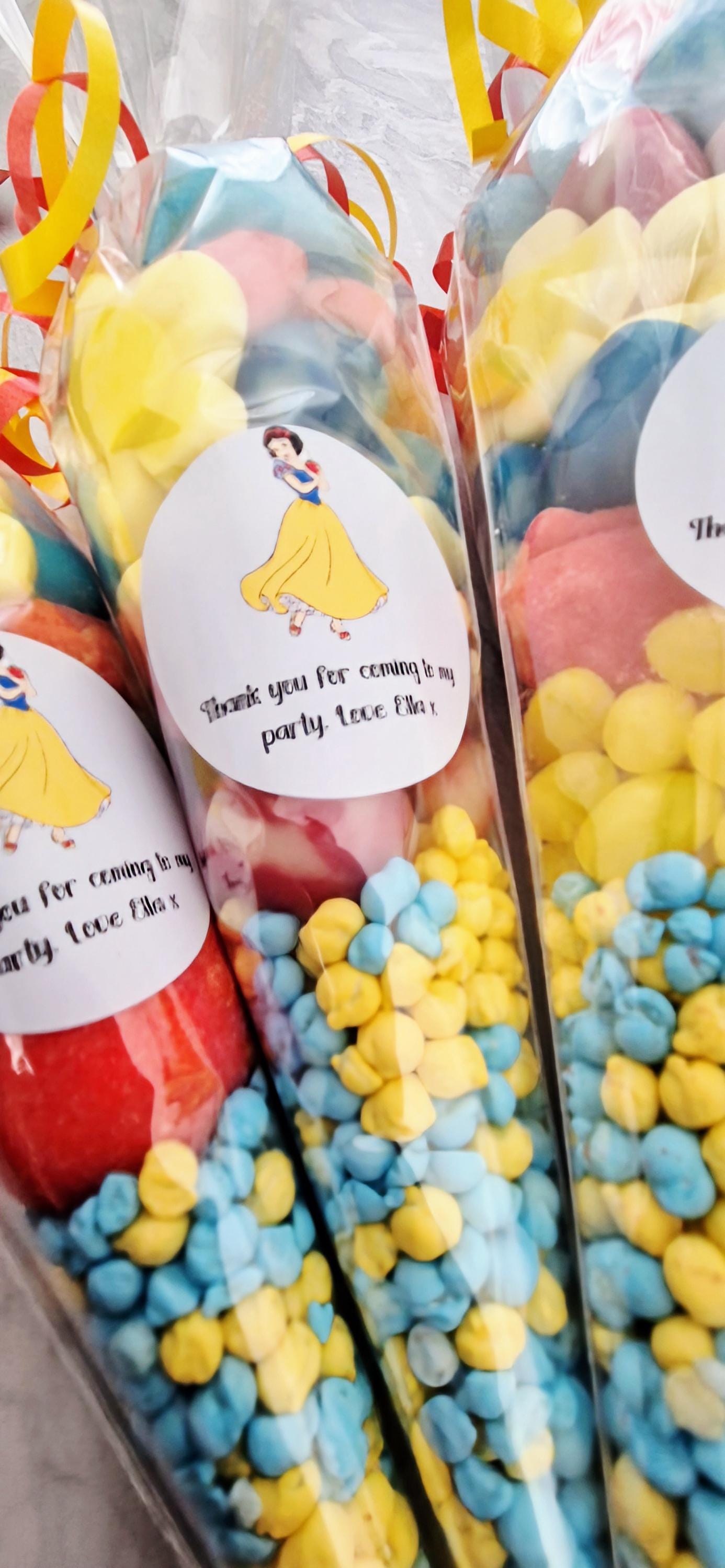 Snow White Party Favor Pouches: Themed Birthday Sweet Cones