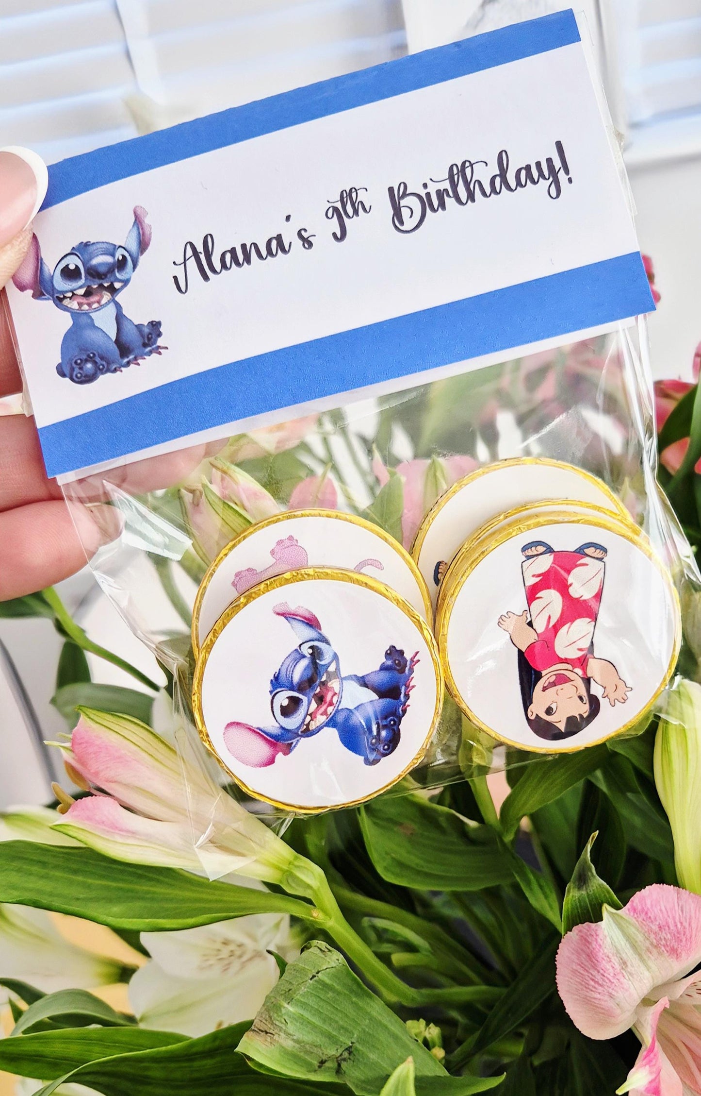 Stitch- inspired party favours - Stitch- inspired chocolate coin bags - Party favours