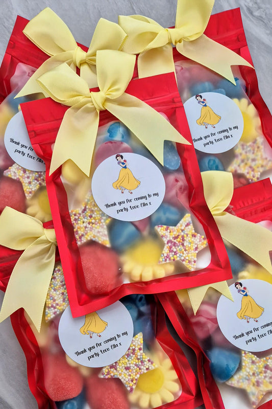Snow- White inspired sweet party favours pouches - Sweet pouches - Birthday favours