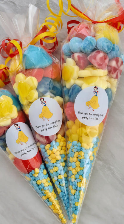 Snow White Party Favor Pouches: Themed Birthday Sweet Cones