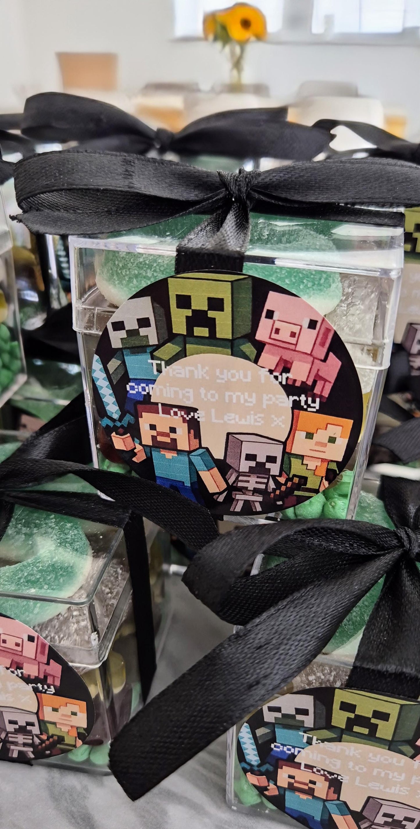 Minecraft-Inspired Sweet Cubes: Personalized Birthday Party Favors