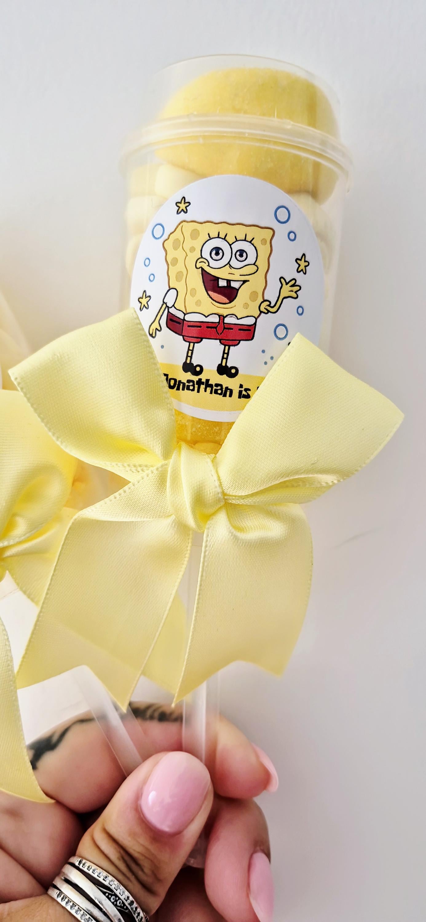 Spongebob- inspired sweet push pop - Party favour - spongebob- theme inspired - Birthday party - Prefilled sweet push pops