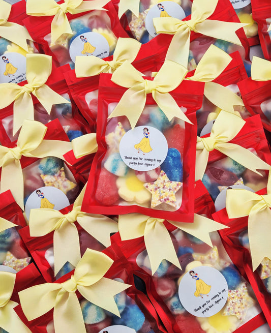 Snow White Party Favor Pouches: Birthday Treat Bags