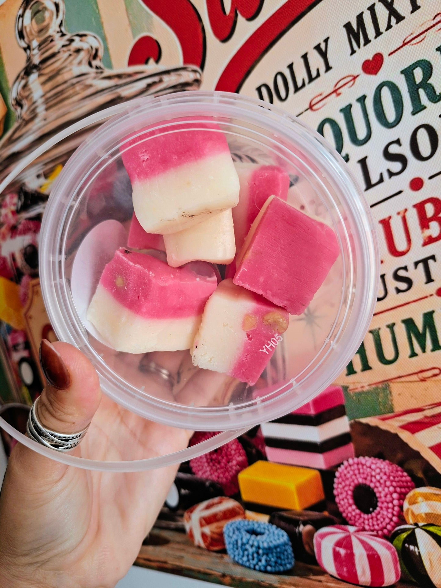 Personalised Fudge Gift Tubs – Pick Your Flavour & Add Your Own Message
